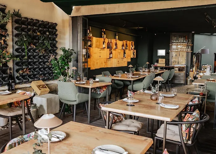 Alibi By Yoursporto 3* Porto