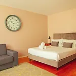 Guest house Alibi By Yoursporto 4*