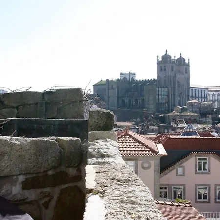 招待所 Alibi By Yoursporto